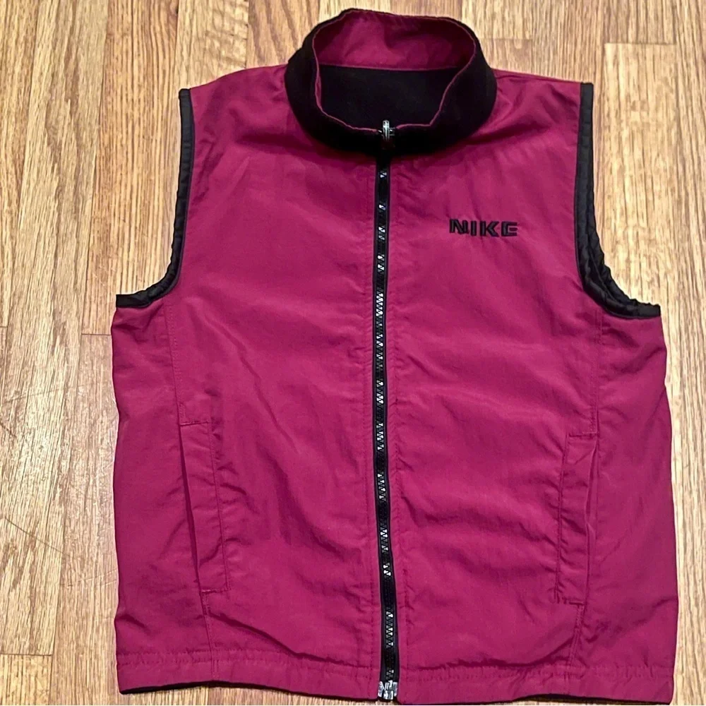Nike Vest Maroon Crimson Black Nylon Fleece Medium